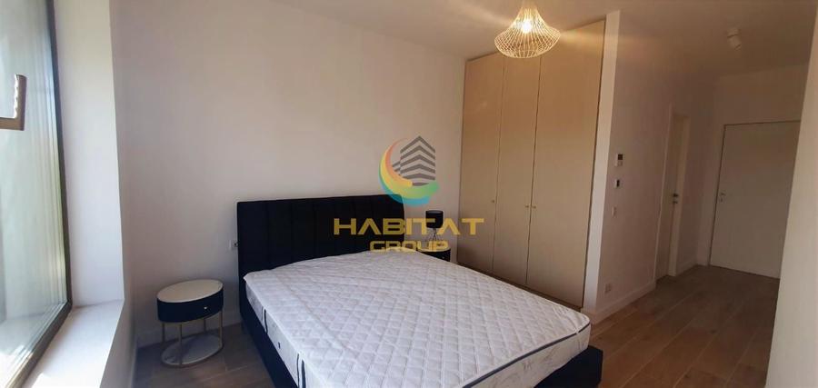 Apartament cu 3 camere decomandat, mobilat în Dacia