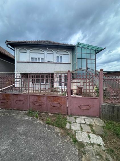 Casă cu 3 camere în Blaj
