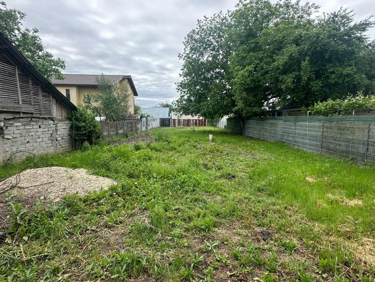 Teren Construcții intravilan de 650 mp, în Tamași