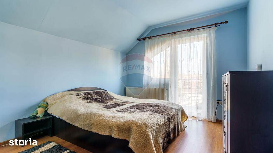 Casă cu 5 camere cu Teren 861 Mp în Apahida