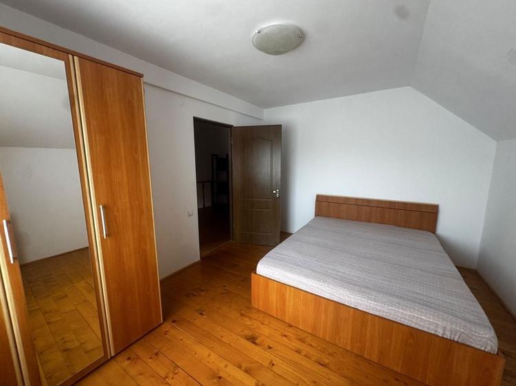 Casă cu 4 camere în Cheia