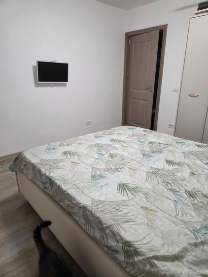 Prorietar vand aparatament cu 3 camere - 6