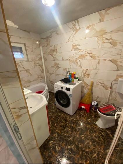 Casă cu Teren 4000 Mp în Brăilița