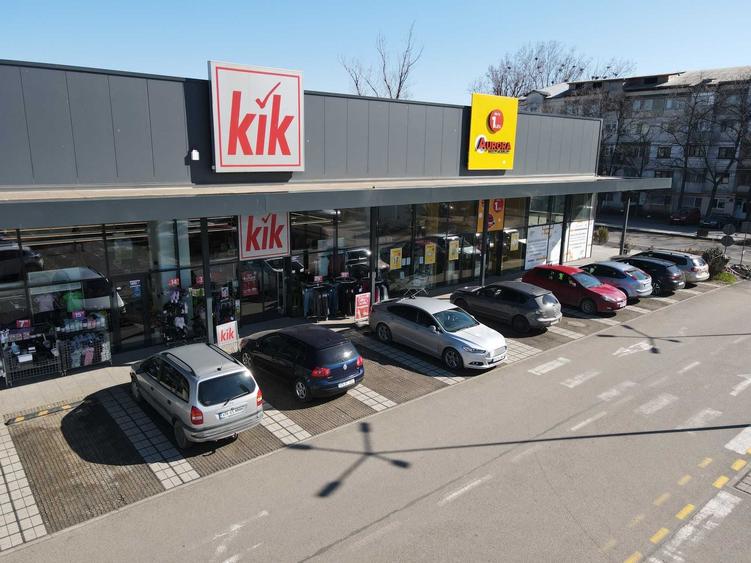 Spațiu comercial, de 108 mp, în Central