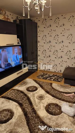 Casă cu 5 camere cu Teren 240 Mp în 16 Februarie