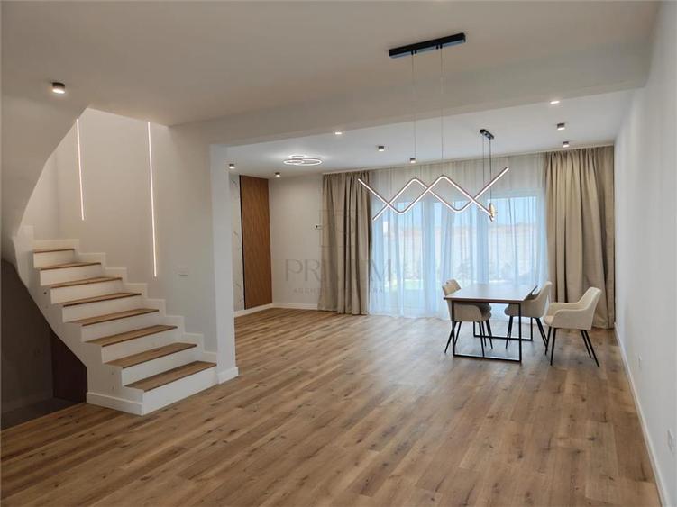 Duplex cu 4 camere cu Canalizare în Moșnița Nouă