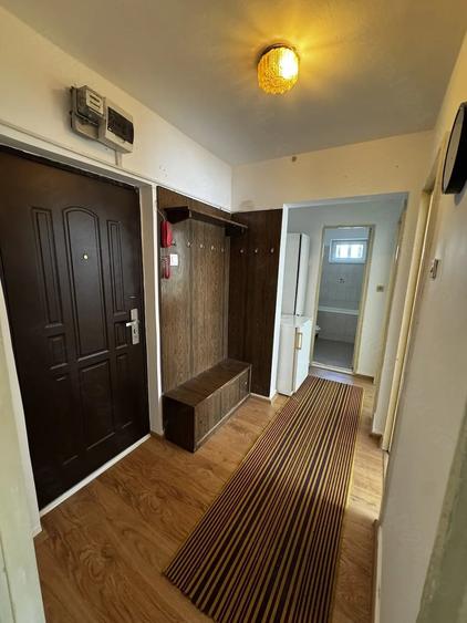 Apartament cu 2 camere decomandat în Sud