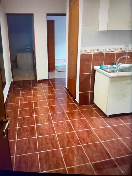Apartament cu 2 camere decomandat în Florești
