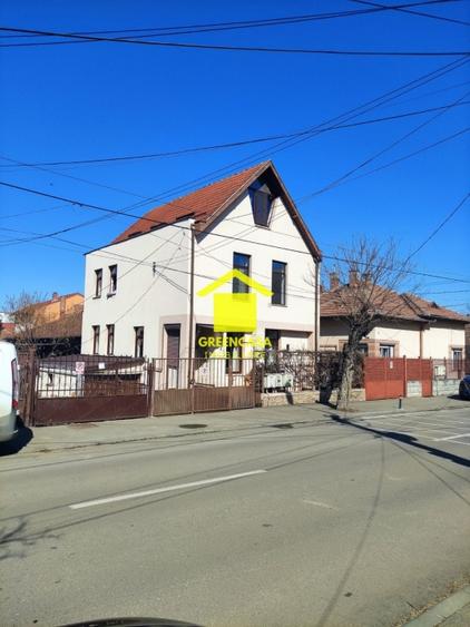 Casă individuală cu 5 camere cu Canalizare în Gheorgheni