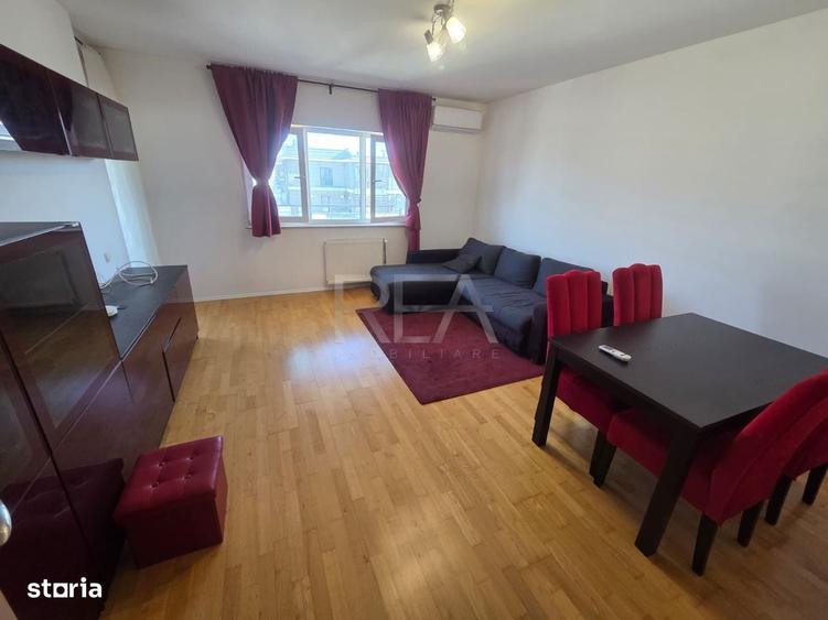 Apartament cu 3 camere decomandat în Tei