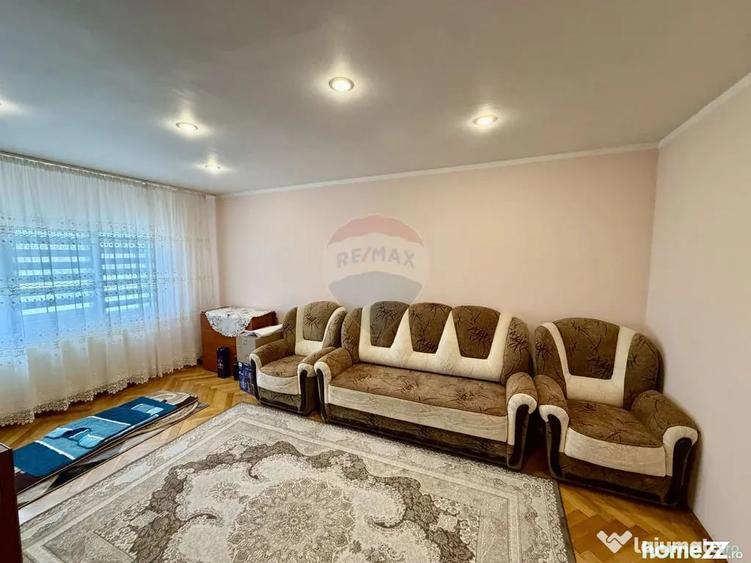 Apartament cu 2 camere decomandat în Bahne