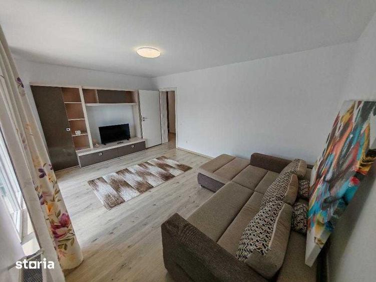 Apartament cu 2 camere decomandat în Florilor