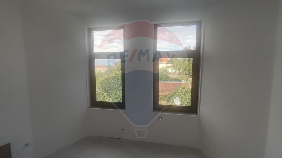 Birou, de 117 mp, în Gării
