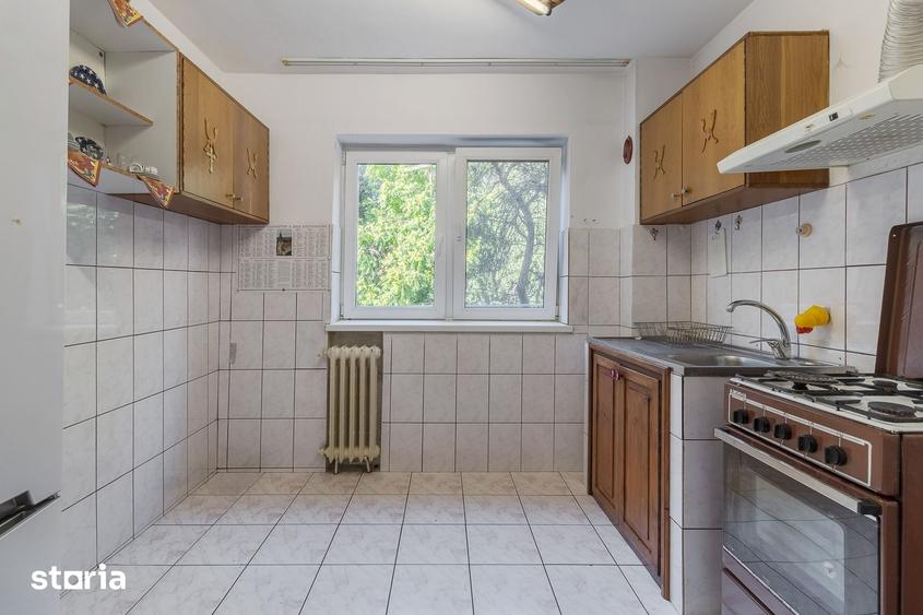 Apartament cu 2 camere semidecomandat în Decebal