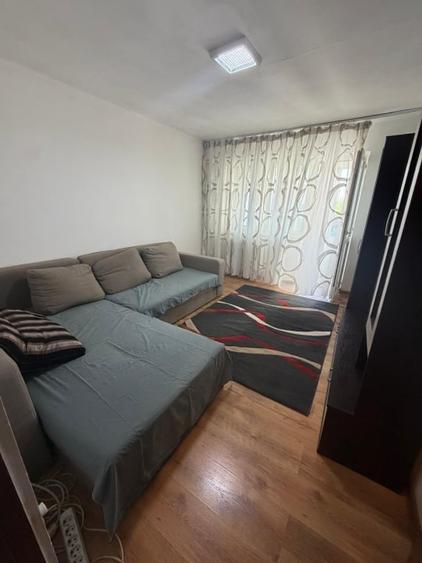 Apartament 3 camere, 52 mp, etaj3/4, cartier Valea Rosie - 2