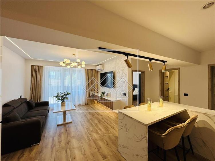 Apartament cu 2 camere decomandat în Exterior Sud