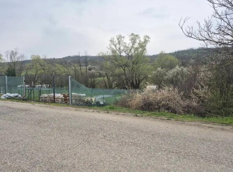 Teren de 900 mp, în Popești