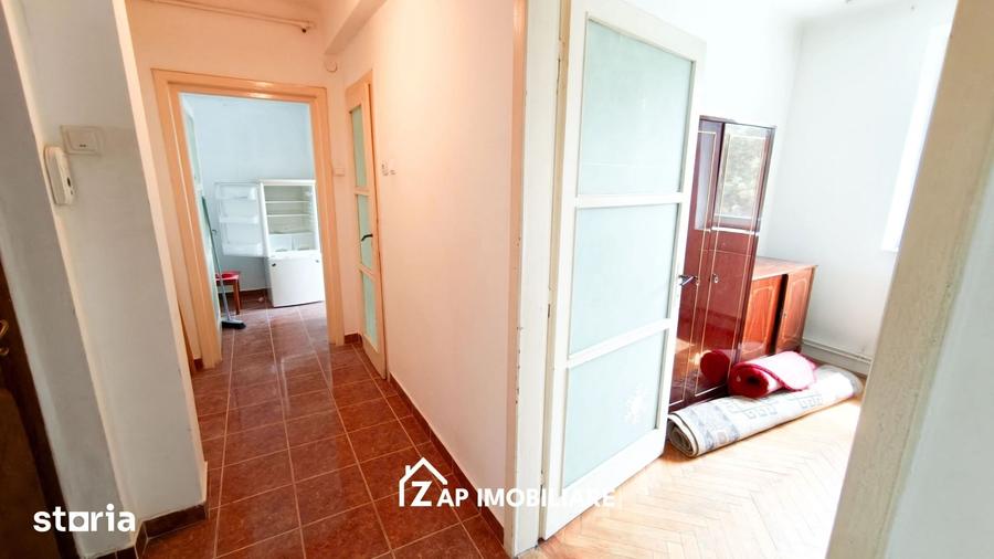 Apartament cu 2 camere decomandat în Central