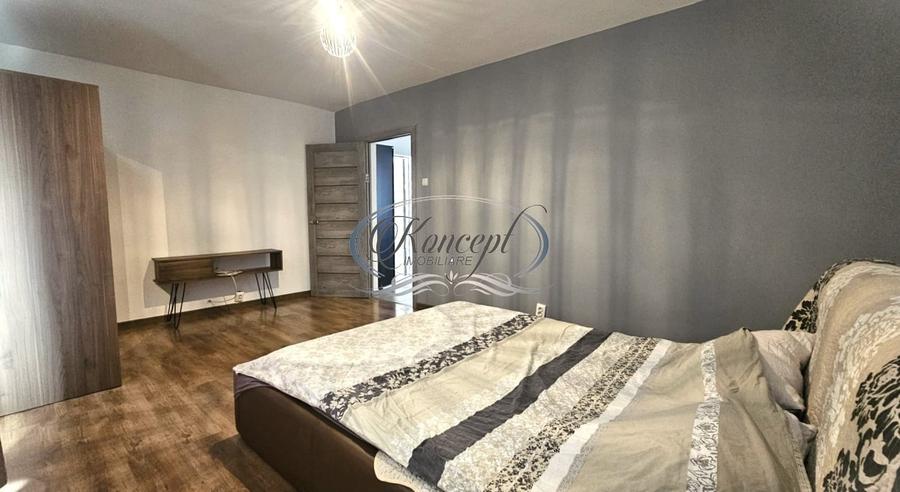 Apartament cu 3 camere decomandat, mobilat în Între Lacuri