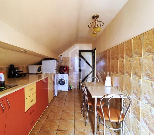 Apartament cu 3 camere decomandat, mobilat în Zorilor