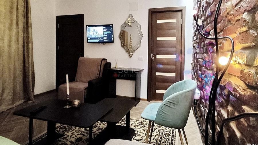 Apartament cu 2 camere decomandat, mobilat în Centrul Civic