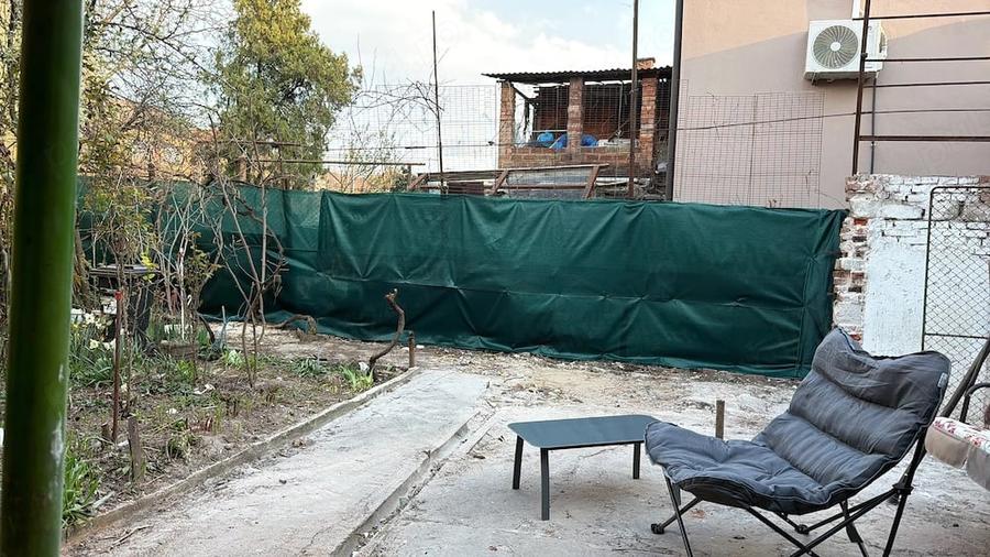 Casă cu Teren 350 Mp în Central
