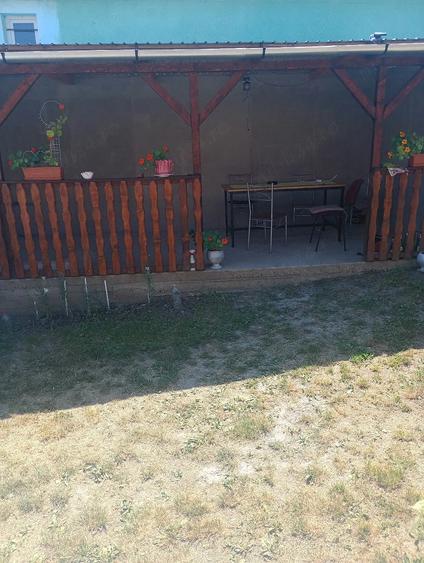 Casă cu Teren 450 Mp în Central