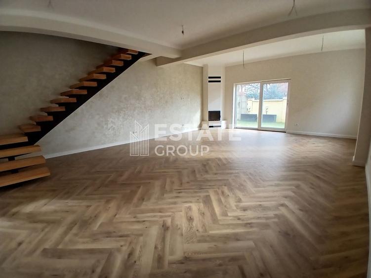 Duplex cu 4 camere cu Canalizare în Dumbrăvița
