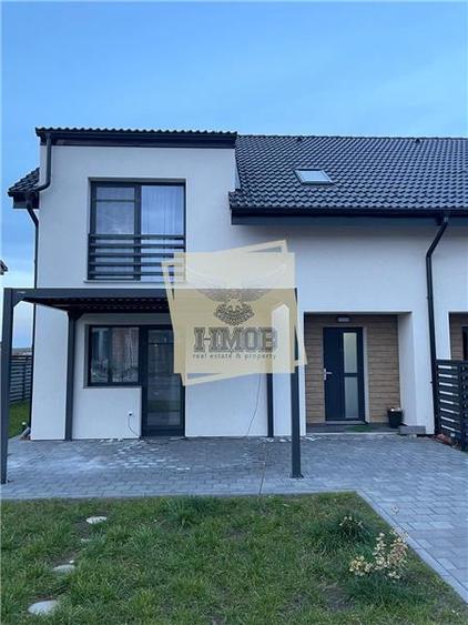 Duplex cu 4 camere cu Teren 380 Mp în Șura Mică