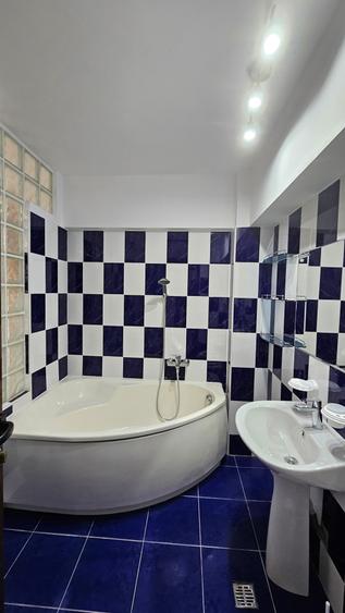 Apartament cu 3 camere decomandat, mobilat în Tineretului