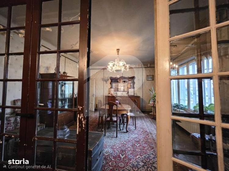 Apartament cu 5 camere decomandat, mobilat în Dacia