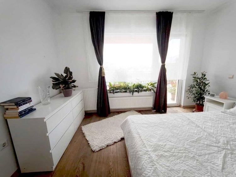Apartament cu 4 camere în Mărăști
