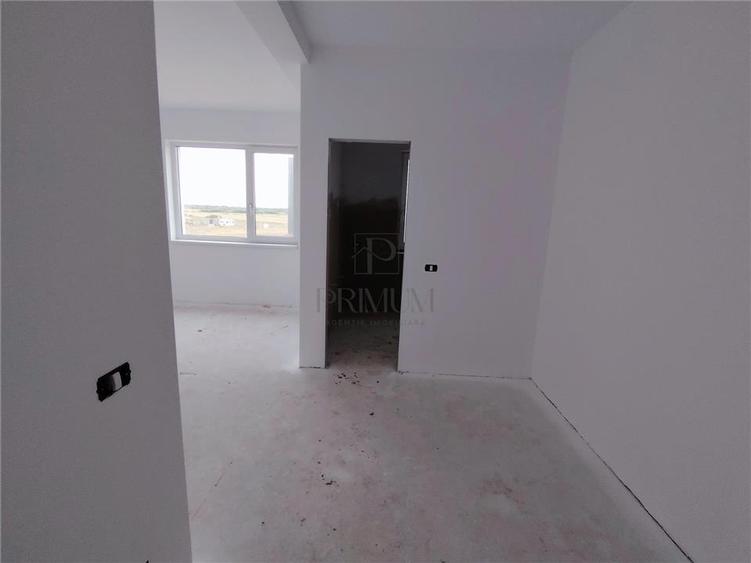 Duplex cu 5 camere cu Teren 330 Mp în Moșnița Nouă