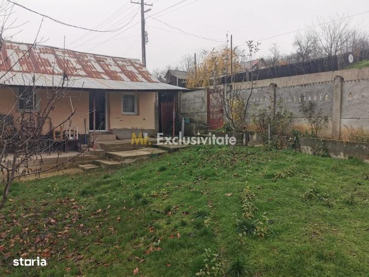Casă cu 4 camere cu Canalizare în Argetoaia