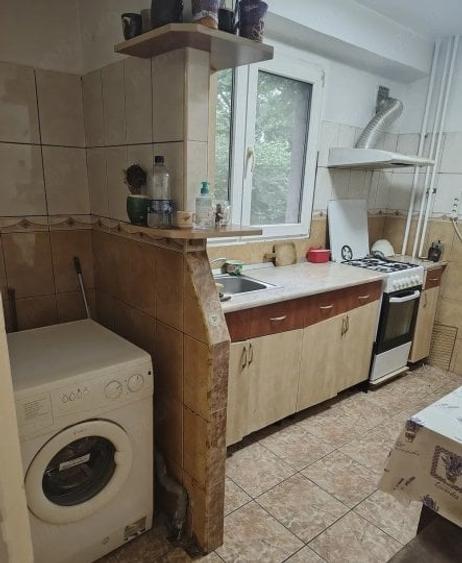 Apartament cu 2 camere decomandat în Drumul Taberei