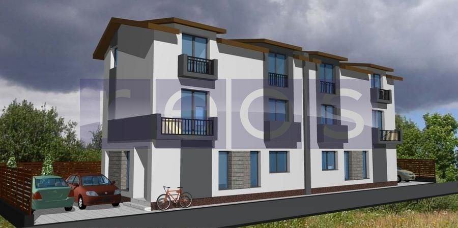 Duplex cu 5 camere cu Canalizare în Sălăjan