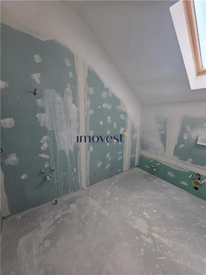 Apartament cu 3 camere decomandat în Titulescu