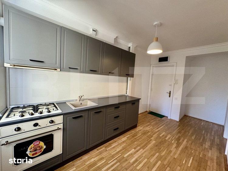 Apartament cu 3 camere în Rovine