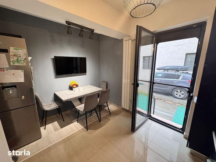 Apartament cu 4 camere decomandat, mobilat în Dobroești