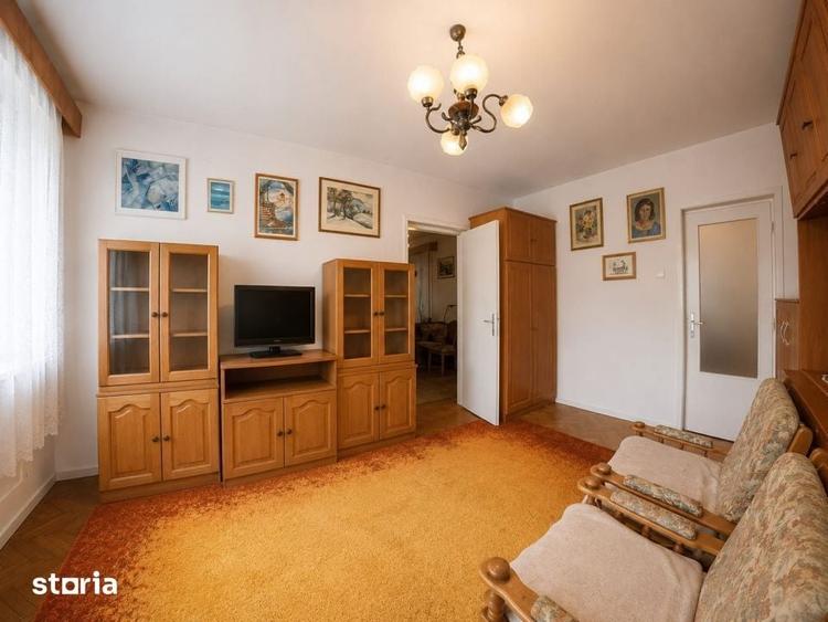 Apartament cu 3 camere semidecomandat în Micro 15