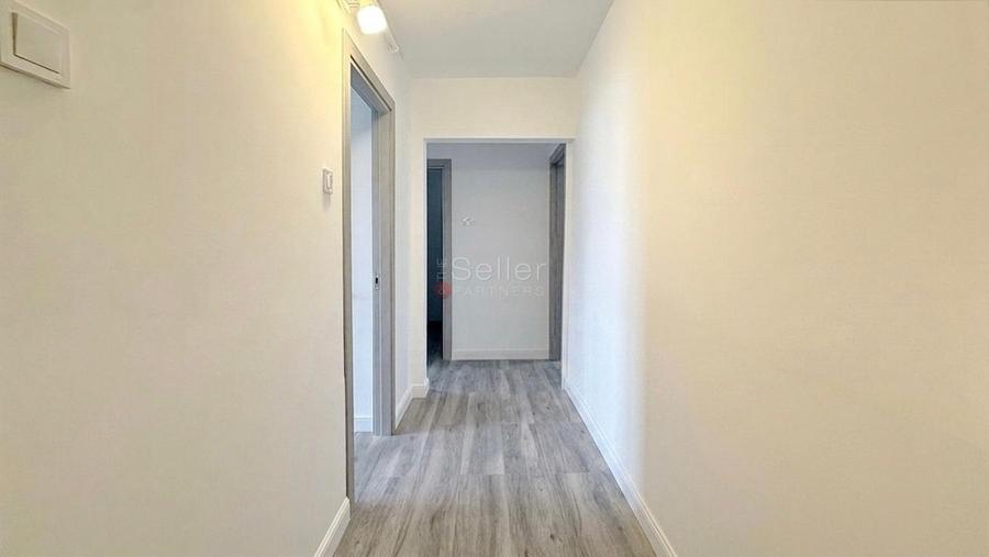 Apartament cu 2 camere decomandat, mobilat în Tractorul