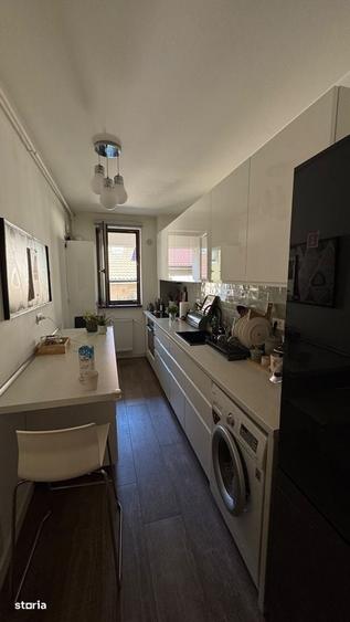 Apartament cu 2 camere decomandat în Sisești