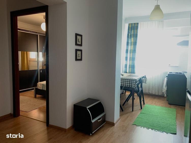 Apartament cu 2 camere decomandat în Central