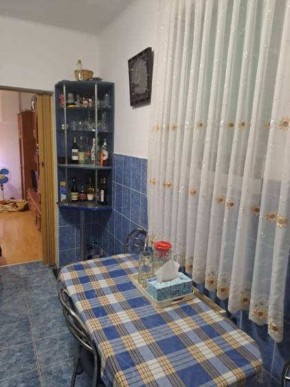 Casă cu 2 camere cu Teren 700 Mp în Mărăști