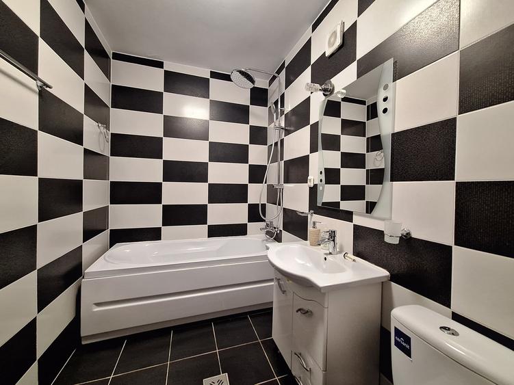 Apartament cu 2 camere semidecomandat, mobilat în Florești