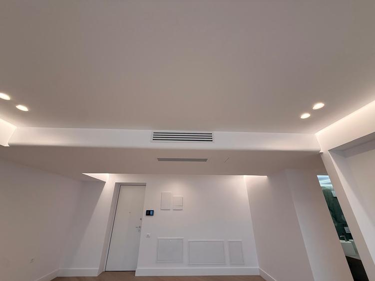 Apartament cu 3 camere în Iancu Nicolae
