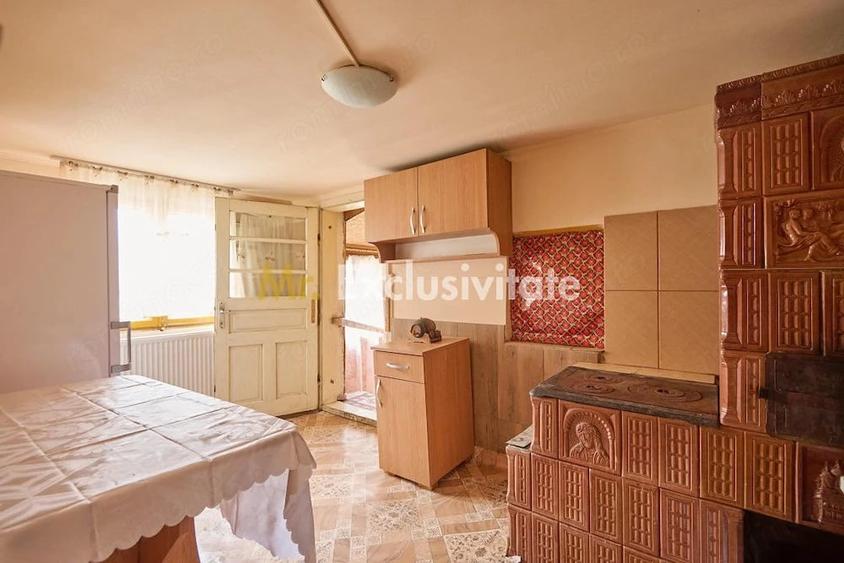 Casă cu 2 camere cu Teren 831 Mp în Central