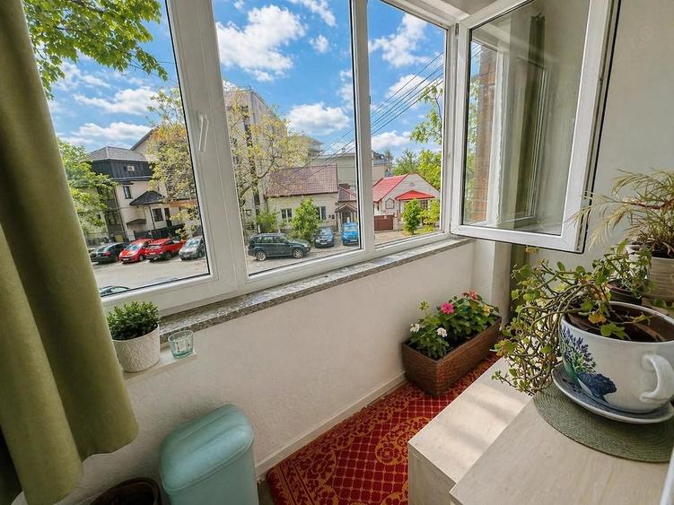 Apartament cu 2 camere decomandat în Favorit