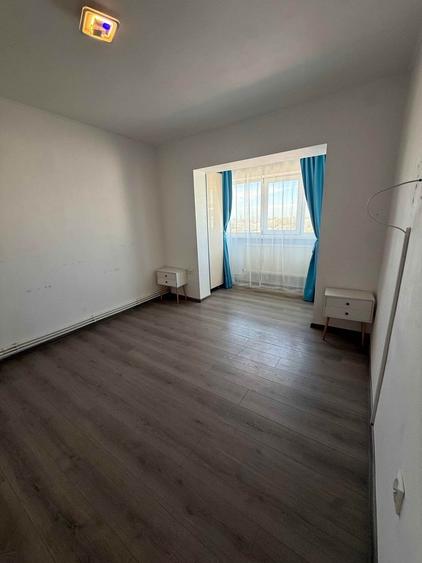 Apartament cu 3 camere decomandat, mobilat în Vidin-Progresul