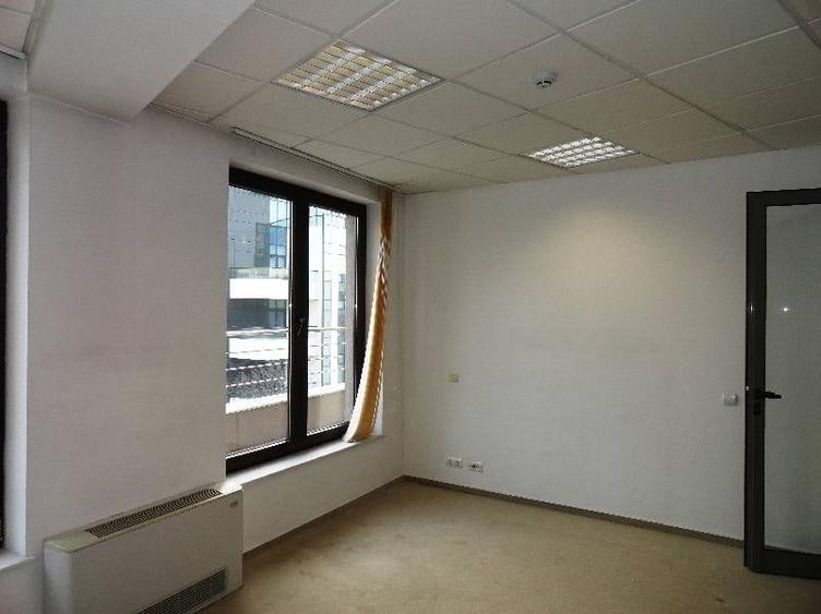 Birou, de 340 mp, în Polonă